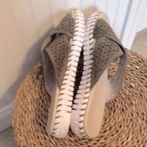 Ilse Jacobsen Tulip Crossband Platform
Sandal, Grey, Women Size 41 - Picture 5 of 9